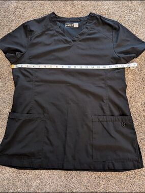 Women's BT Supply Co. Black V-Neck Scrub Top EUC Size Medium